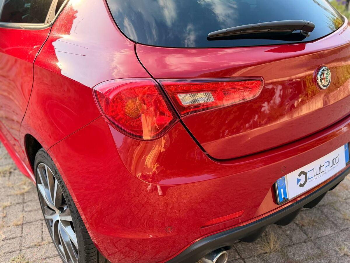 Alfa Romeo Giulietta 2.0 jtdm Exclusive 150cv E6