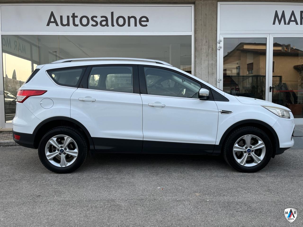 Ford Kuga 2.0 TDCI 140 CV 2WD Titanium