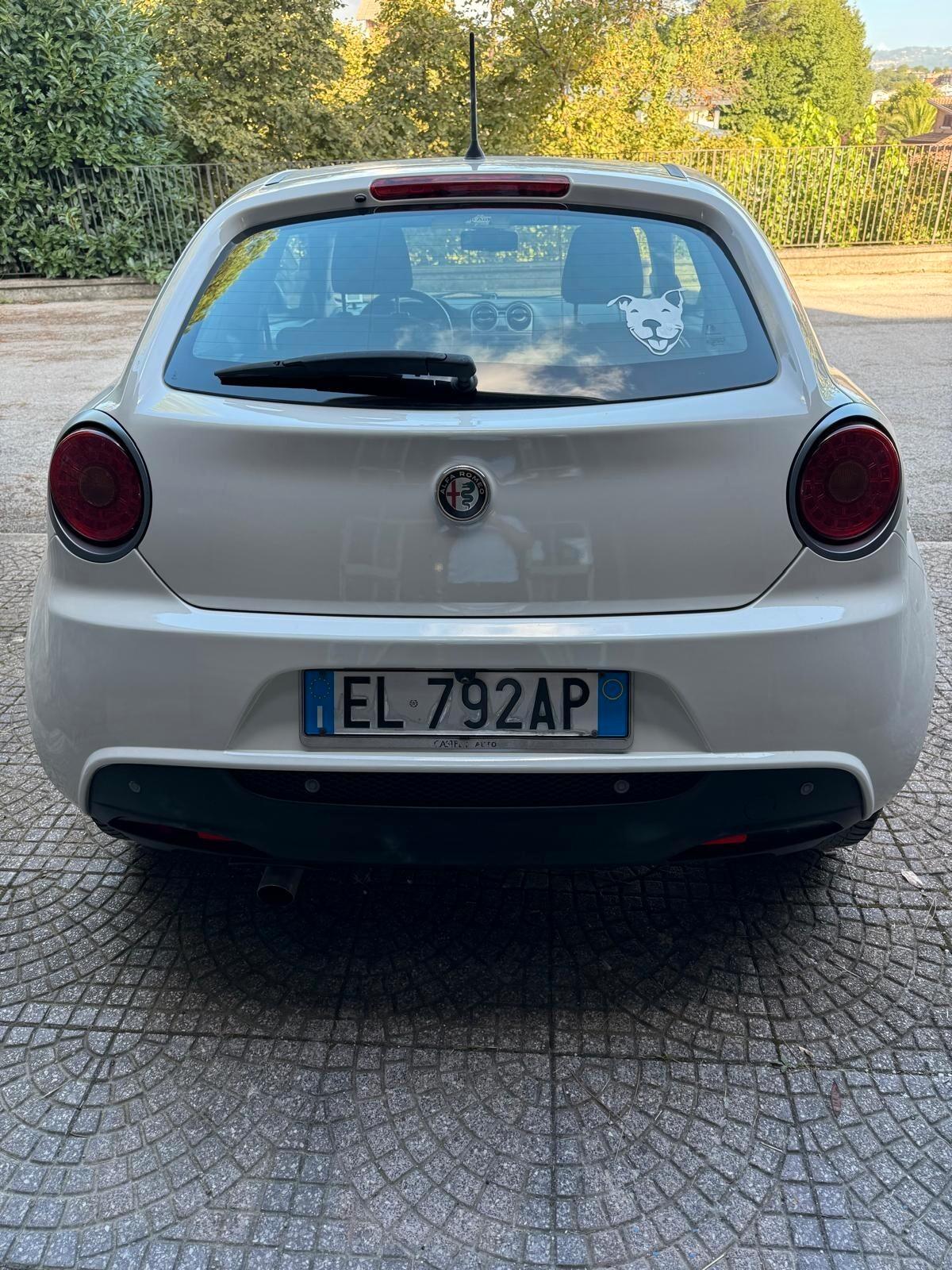 Alfa Romeo MiTo 1.3 JTDm-2 95 CV S&S Distinctive Sport Pack