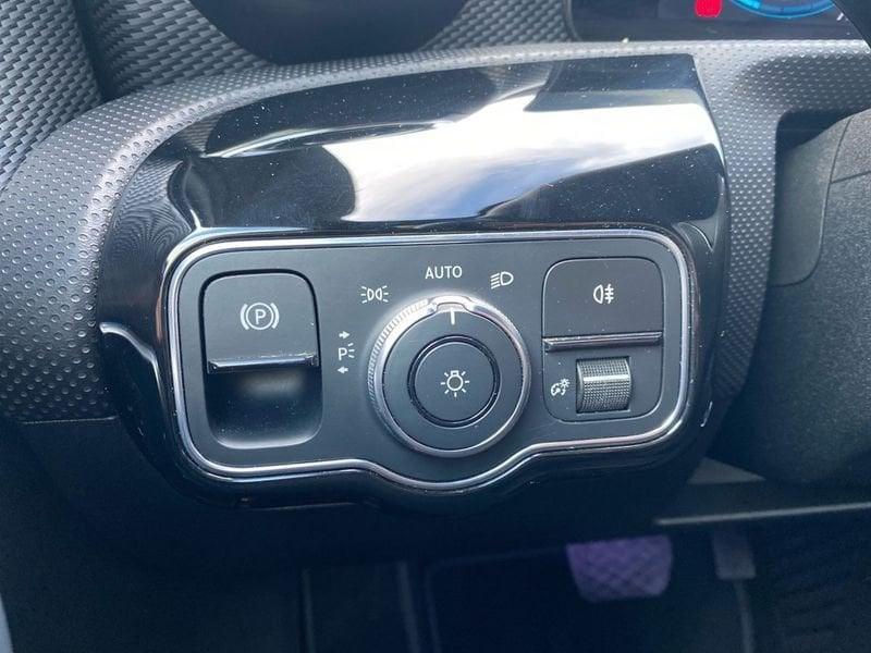 Mercedes-Benz Classe A A 200 d Sport Night edition auto