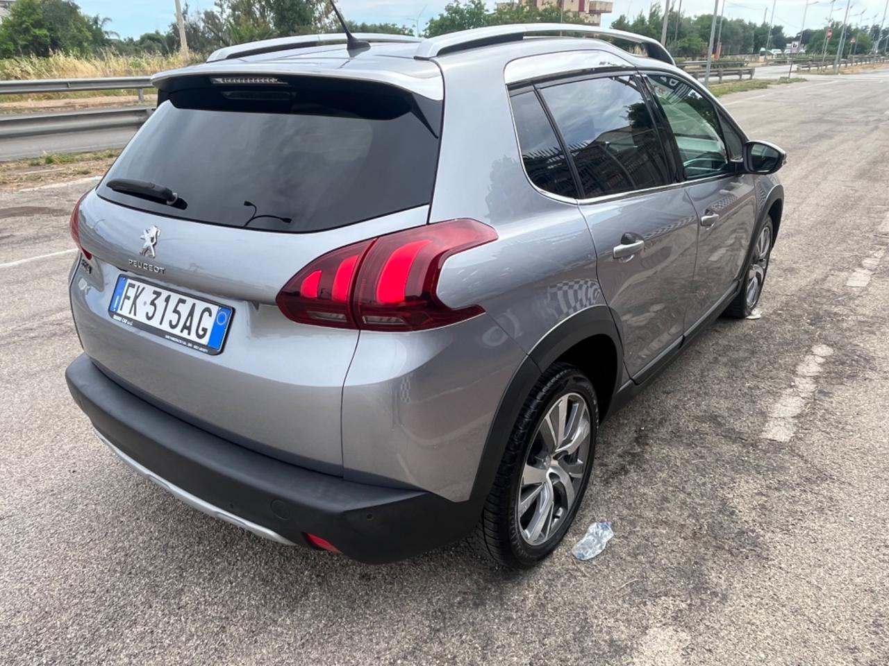Peugeot 2008 BlueHDi Allure Unipro 2017