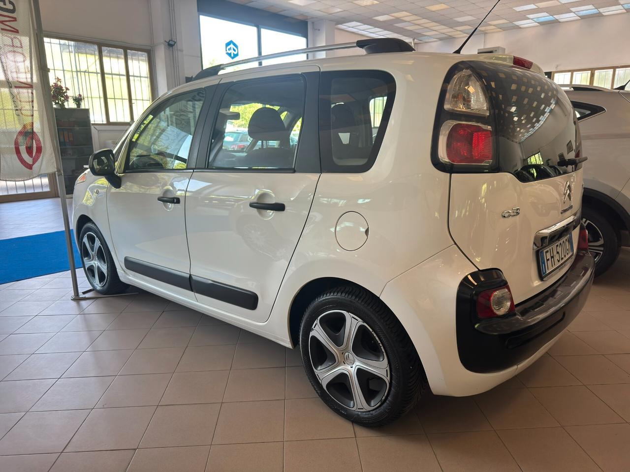 Citroen C3 Picasso 1.4 VTi 95CV GPL - OK NEOPATENTATI/E!