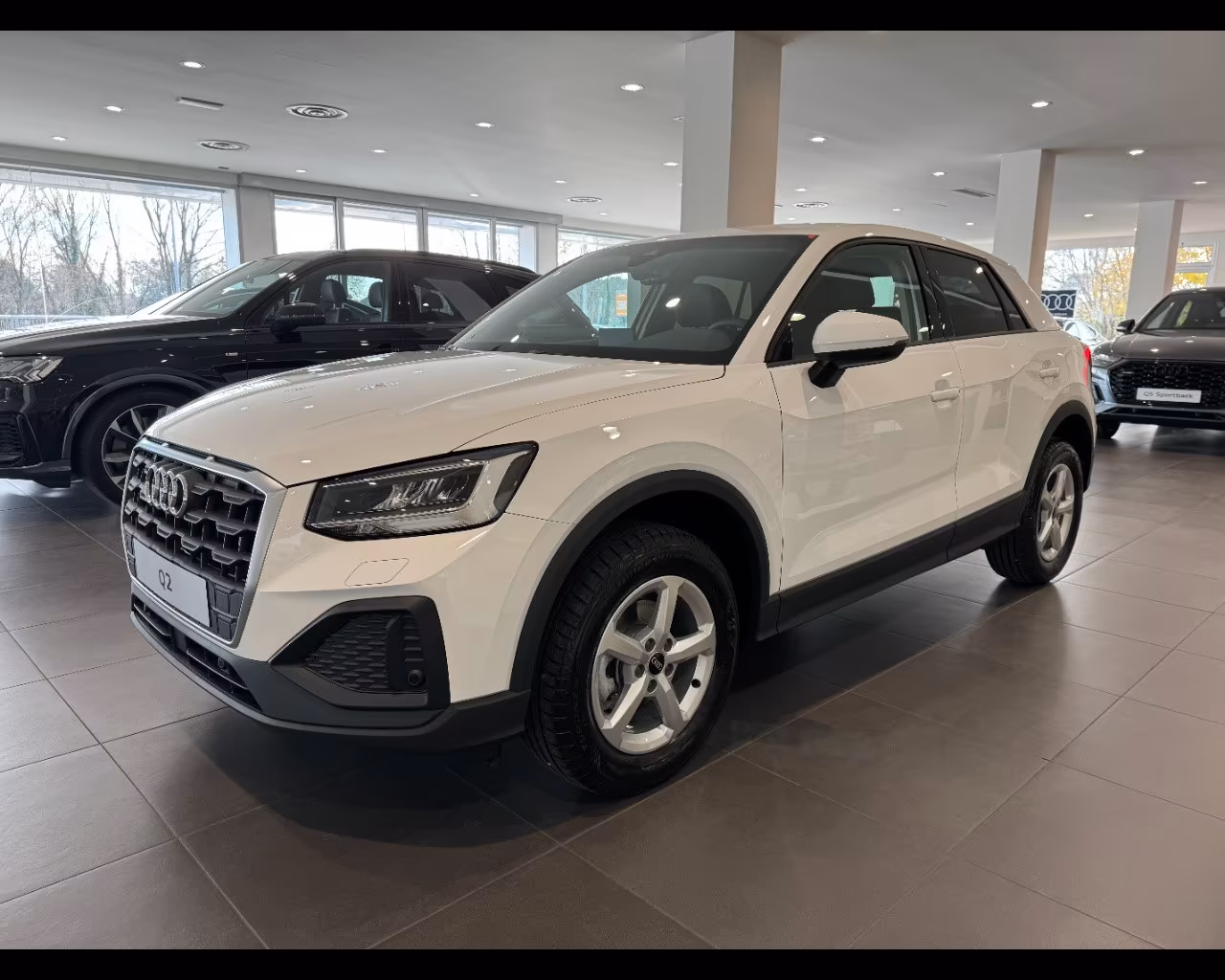 AUDI Q2 35 TFSI S-TRONIC BUSINESS