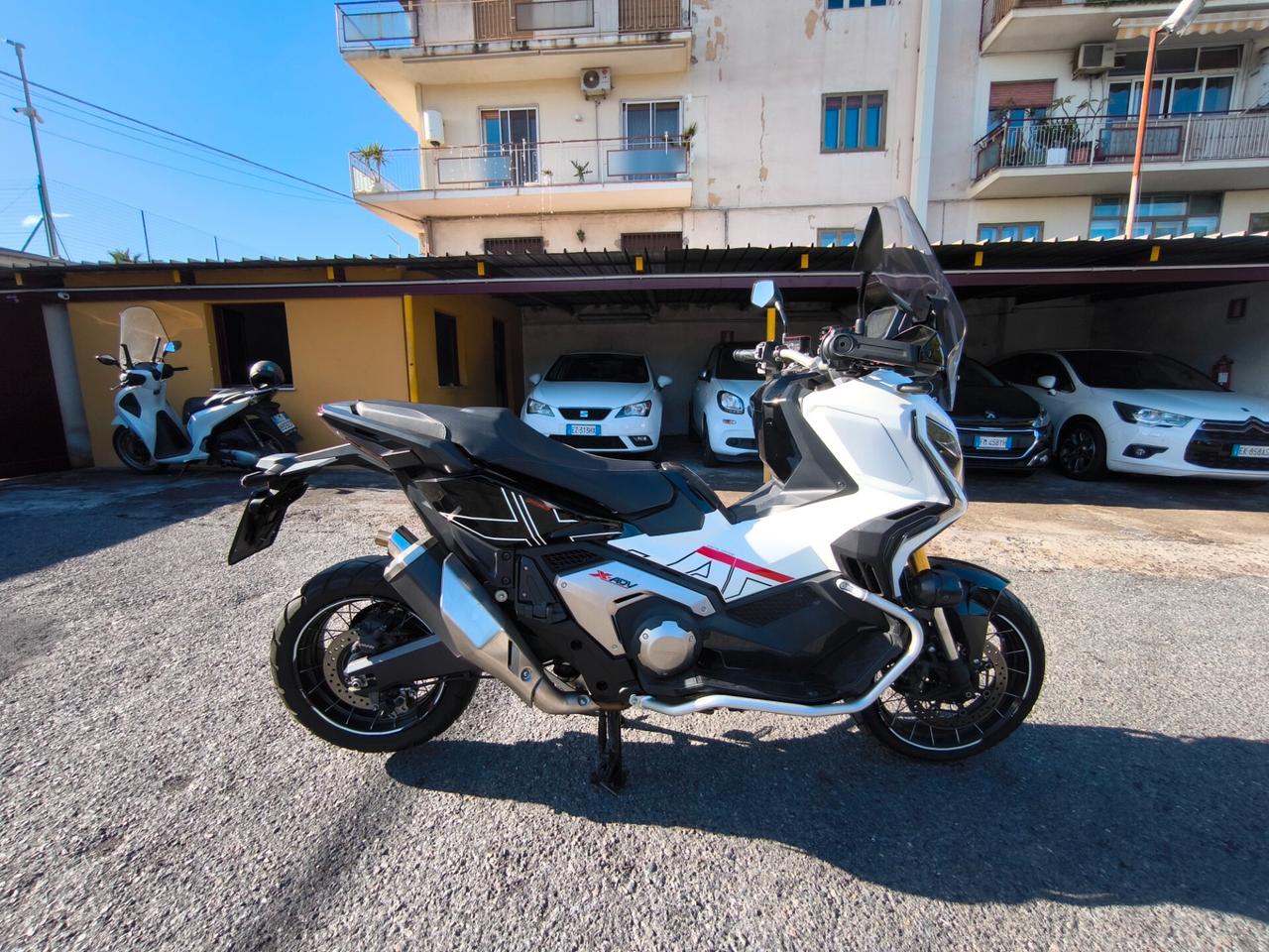 X-ADV 750 stra full ancora garanzia