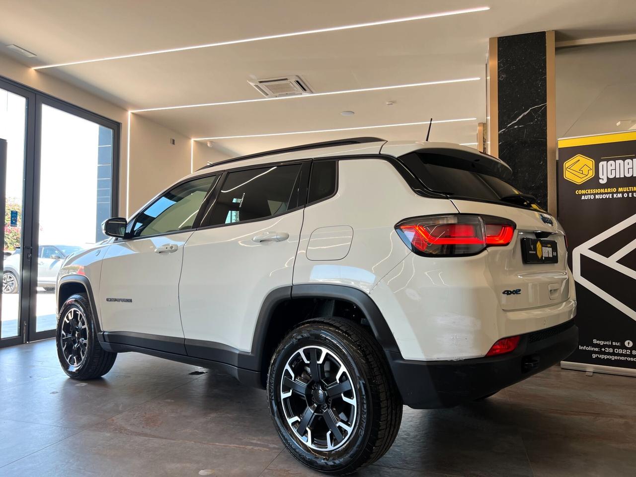 Jeep Compass 1.3 Turbo T4 240 CV PHEV AT6 4xe Trailhawk