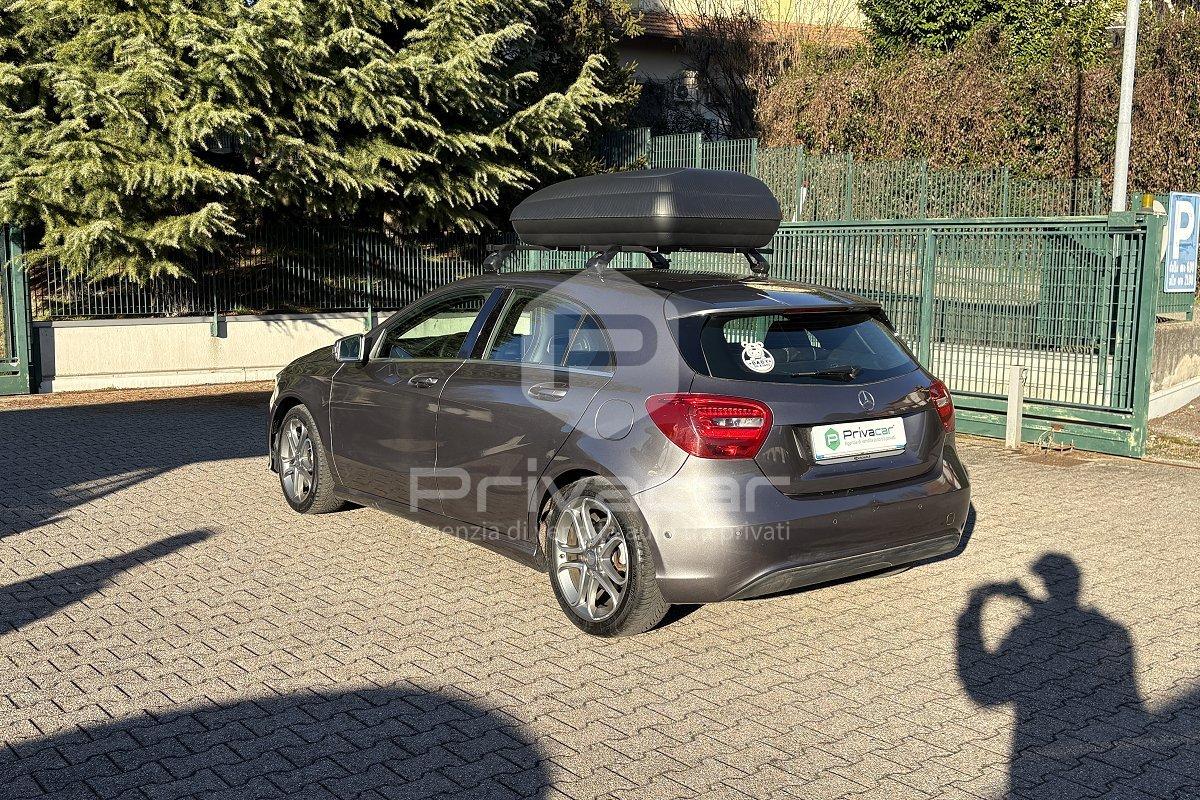 MERCEDES A 180 d Automatic Business