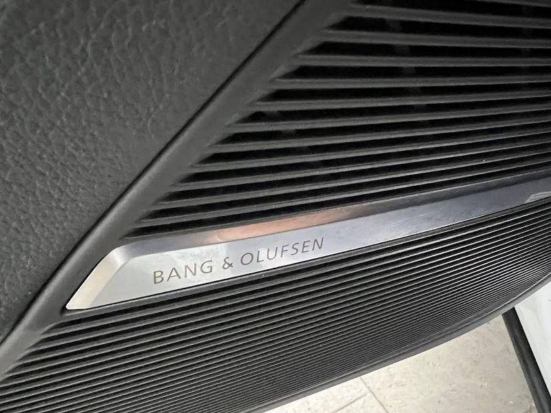 Audi Q8 Q8 55 TFSI quattro tiptronic Sport PHEV