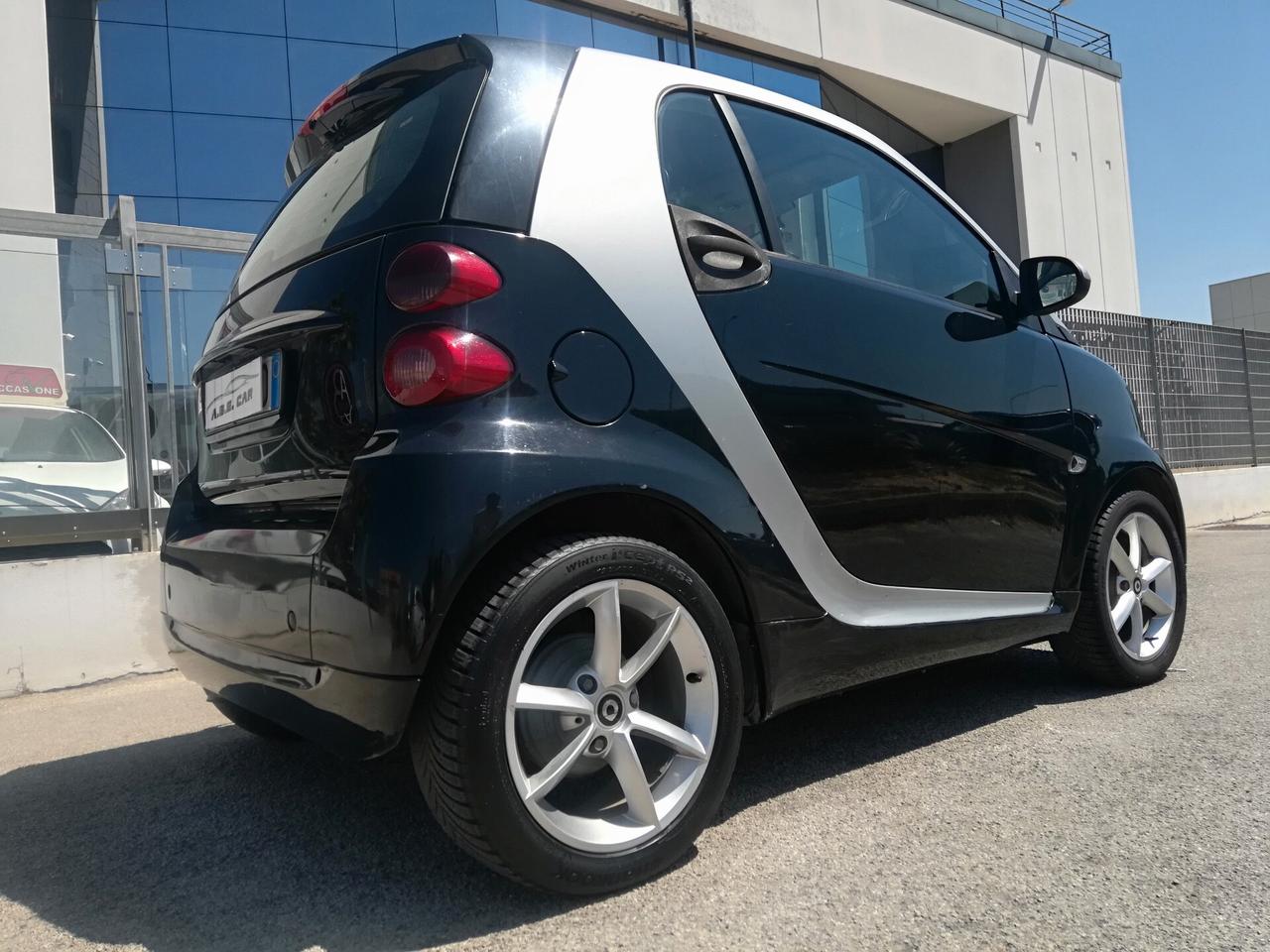 SMART - Fortwo - 800 40 kW coupé pure cdi - ADATTA NEOPATENTATI