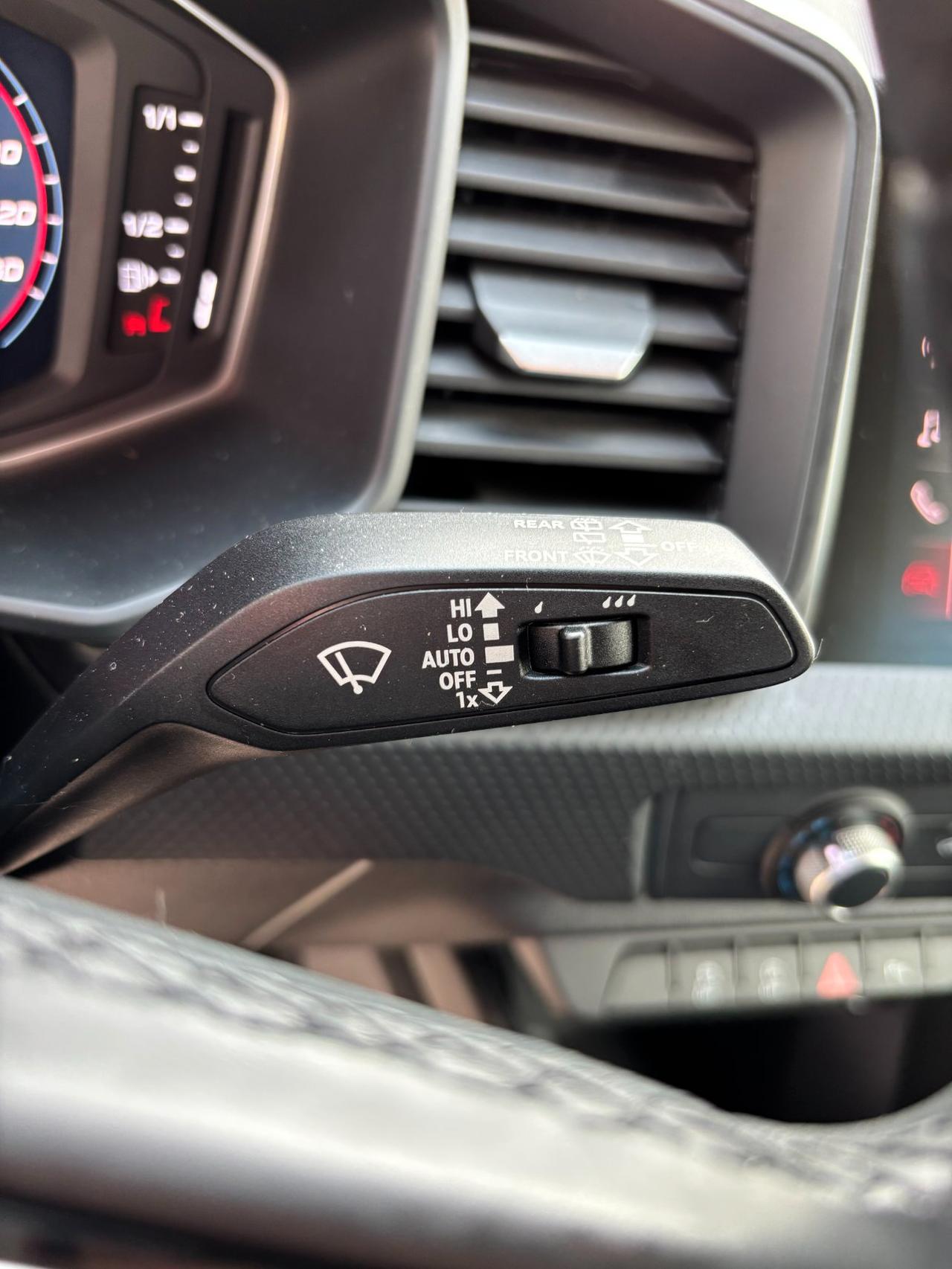 Audi A1 Citycarver 25 1.0 tfsi 95cv APP CONNECT-16"