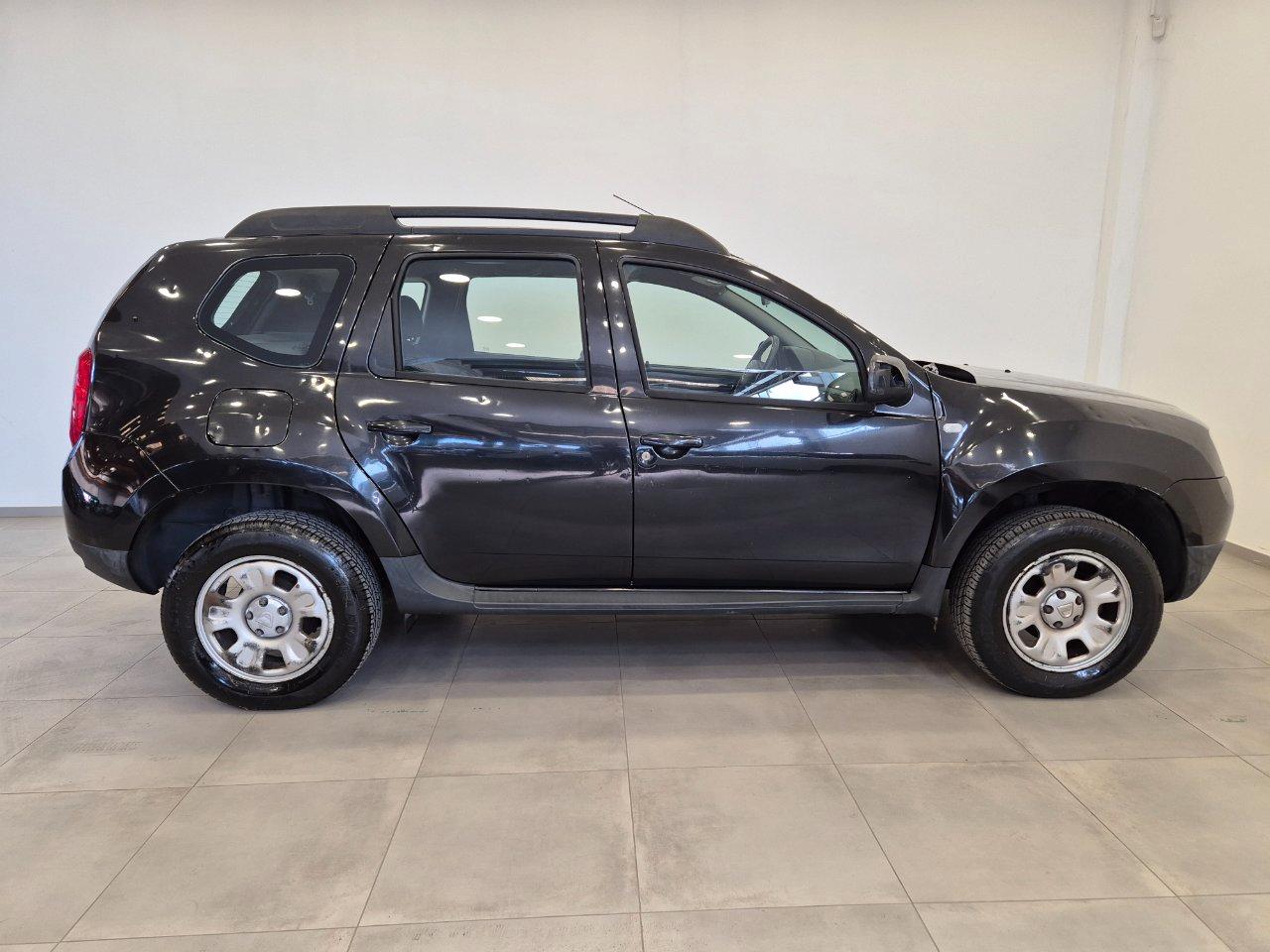 Dacia Duster 1.6 Ambiance 4x2 110cv - NEOPATENTATI - Clima - Radio Mp3