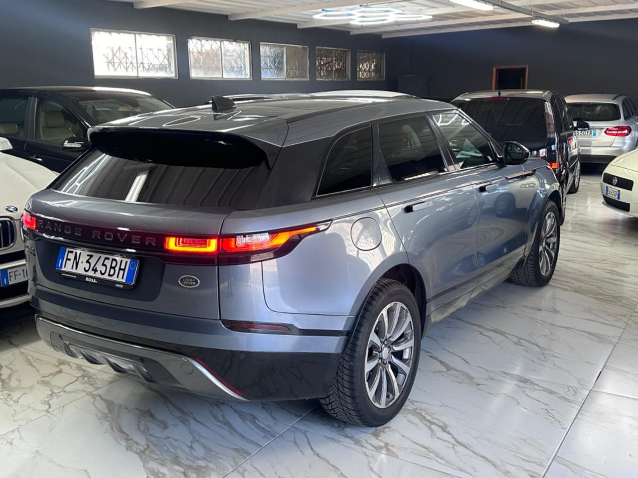 Land Rover Range Rover Velar Range Rover Velar 2.0D I4 240 CV R-Dynamic SE