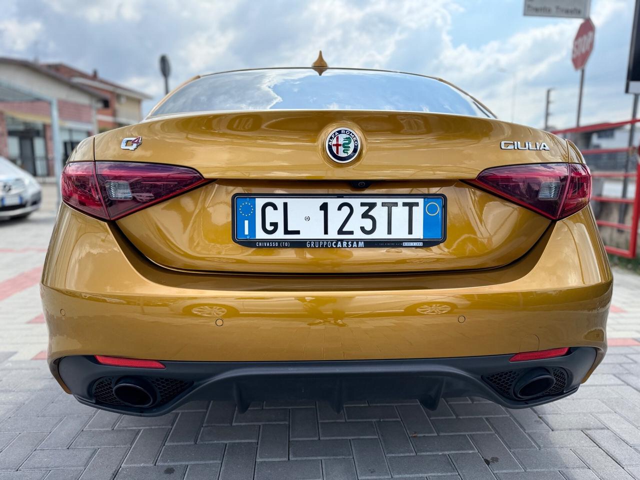 Alfa Romeo Giulia 2.2 210 CV AT8 AWD Q4 Veloce.IVA ESPOSTA