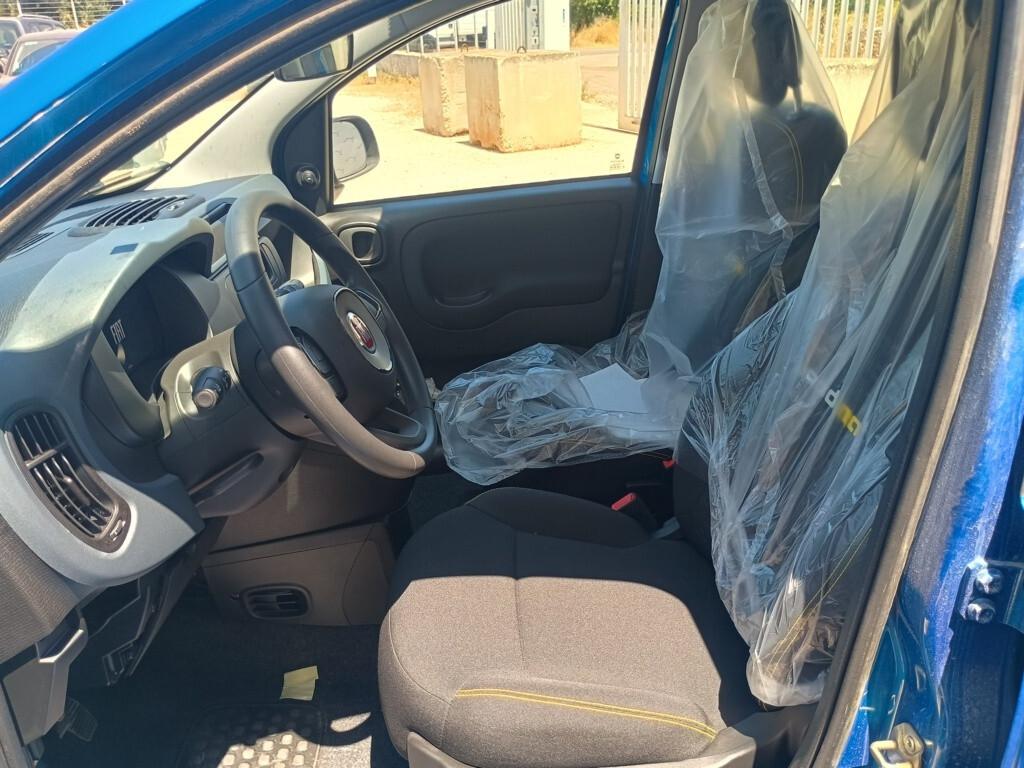 Fiat Panda 1.0 FireFly 70cv Hybrid Pandina KM0