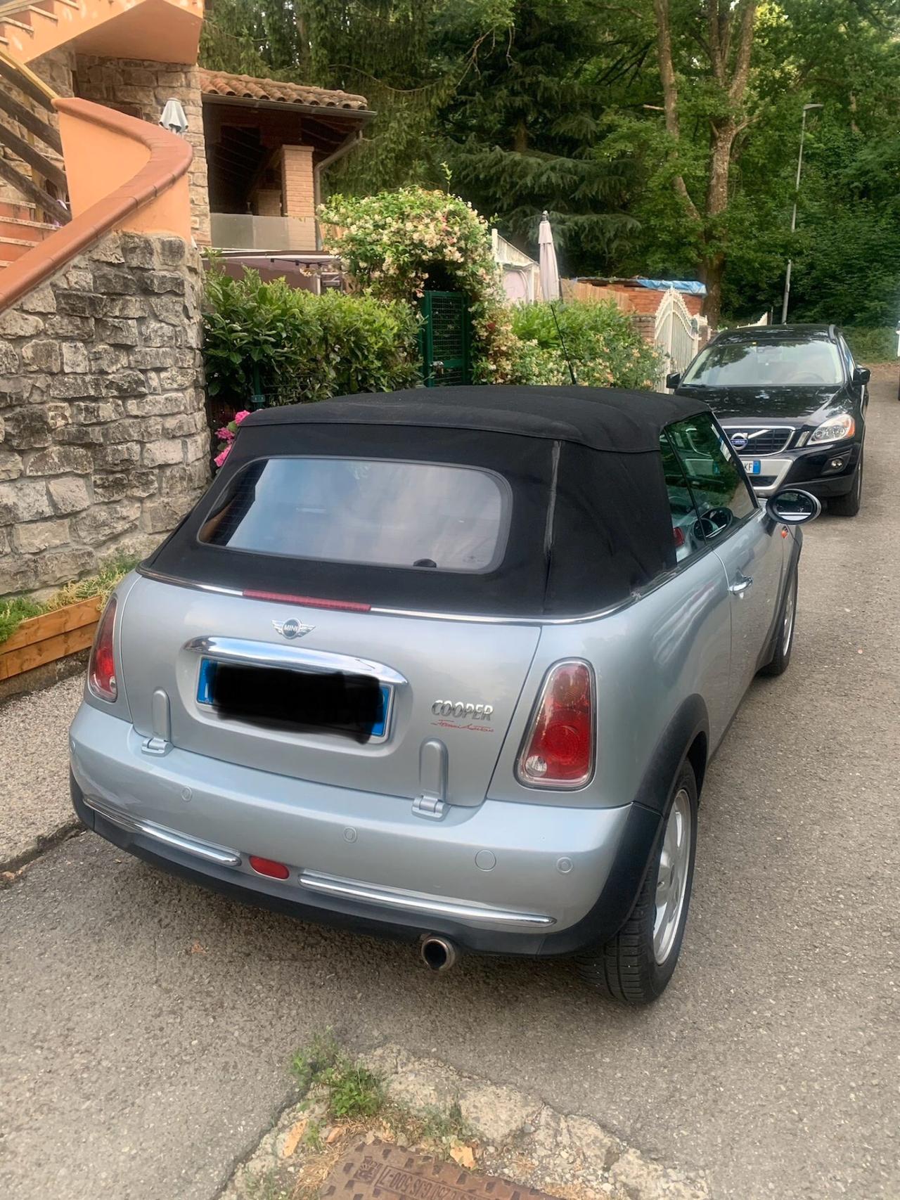 Mini Mini cabrio , benzina, neo patentati, tagliandata, in ottime condizioni generali , capottina seminuova