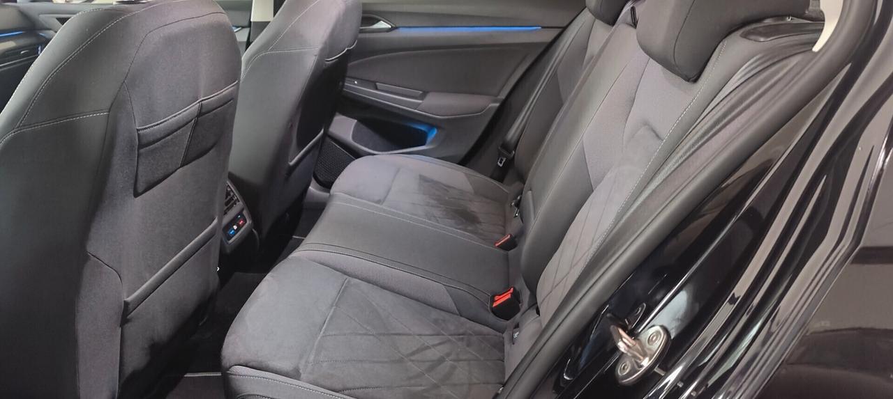 Volkswagen Golf 2.0 TDI 150 CV DSG SCR Style