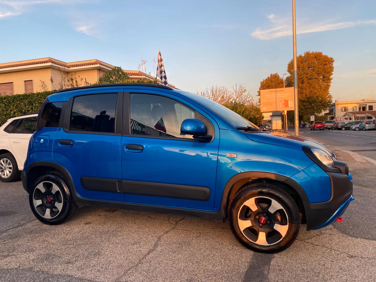 FIAT Panda 1.0 hybrid CROSS 5posti RadioAPP