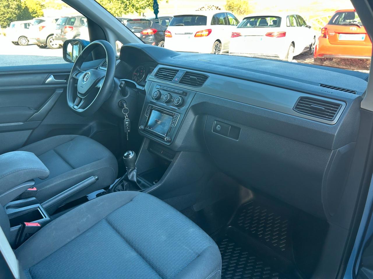 Volkswagen Caddy 2.0 TDI 102 CV Highline 5 POSTI