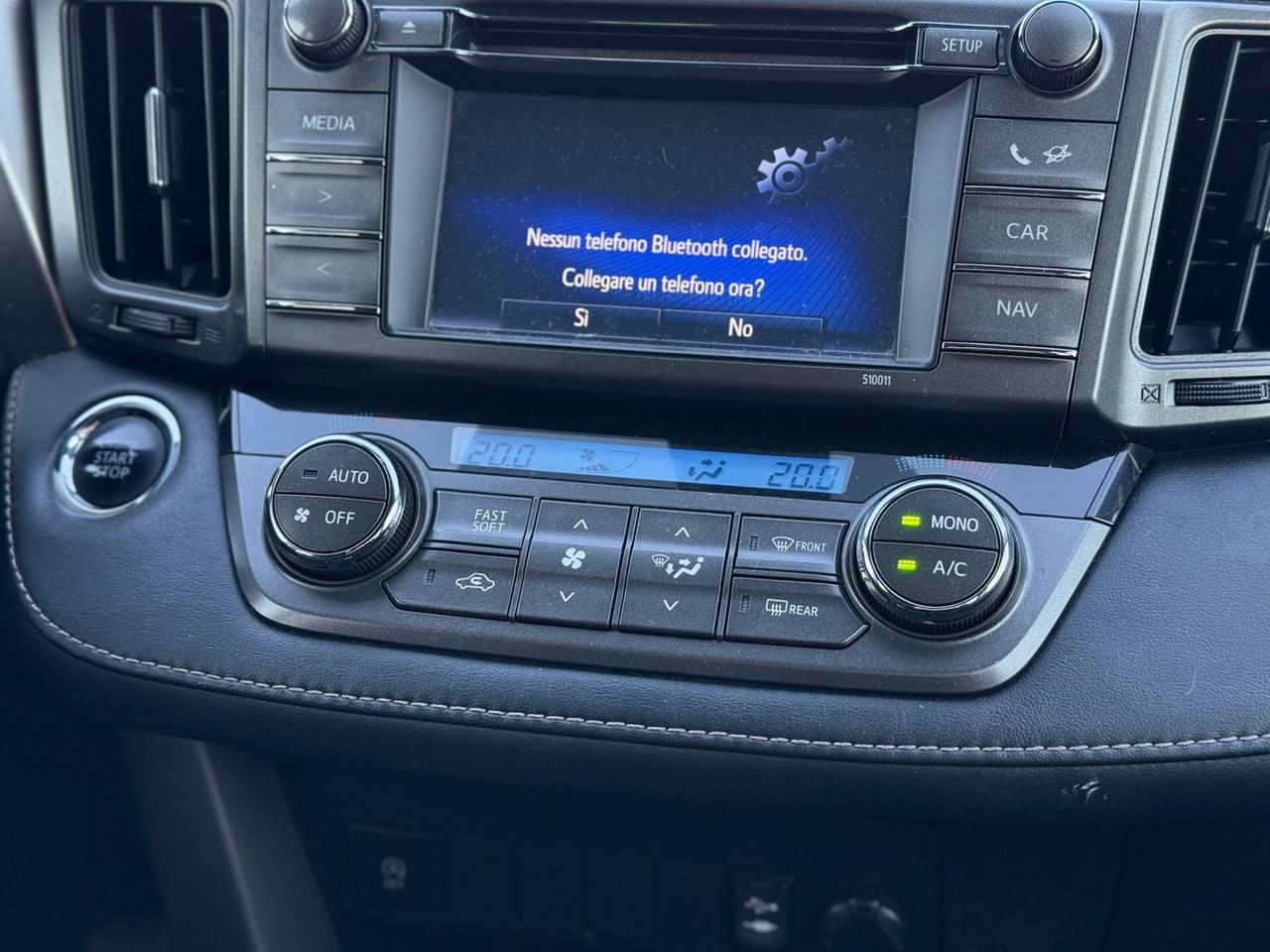 TOYOTA RAV4 2015 2.0 124cv D-4D 2WD Style