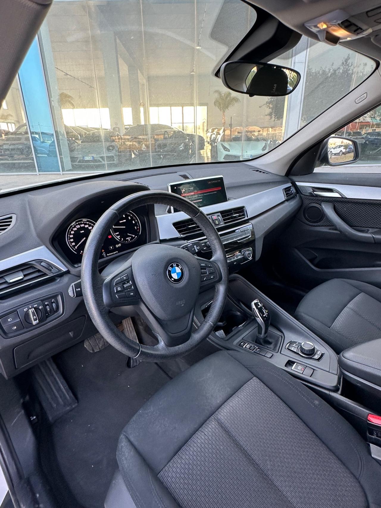 BMW X1 sdrive18i Advantage 136cv auto