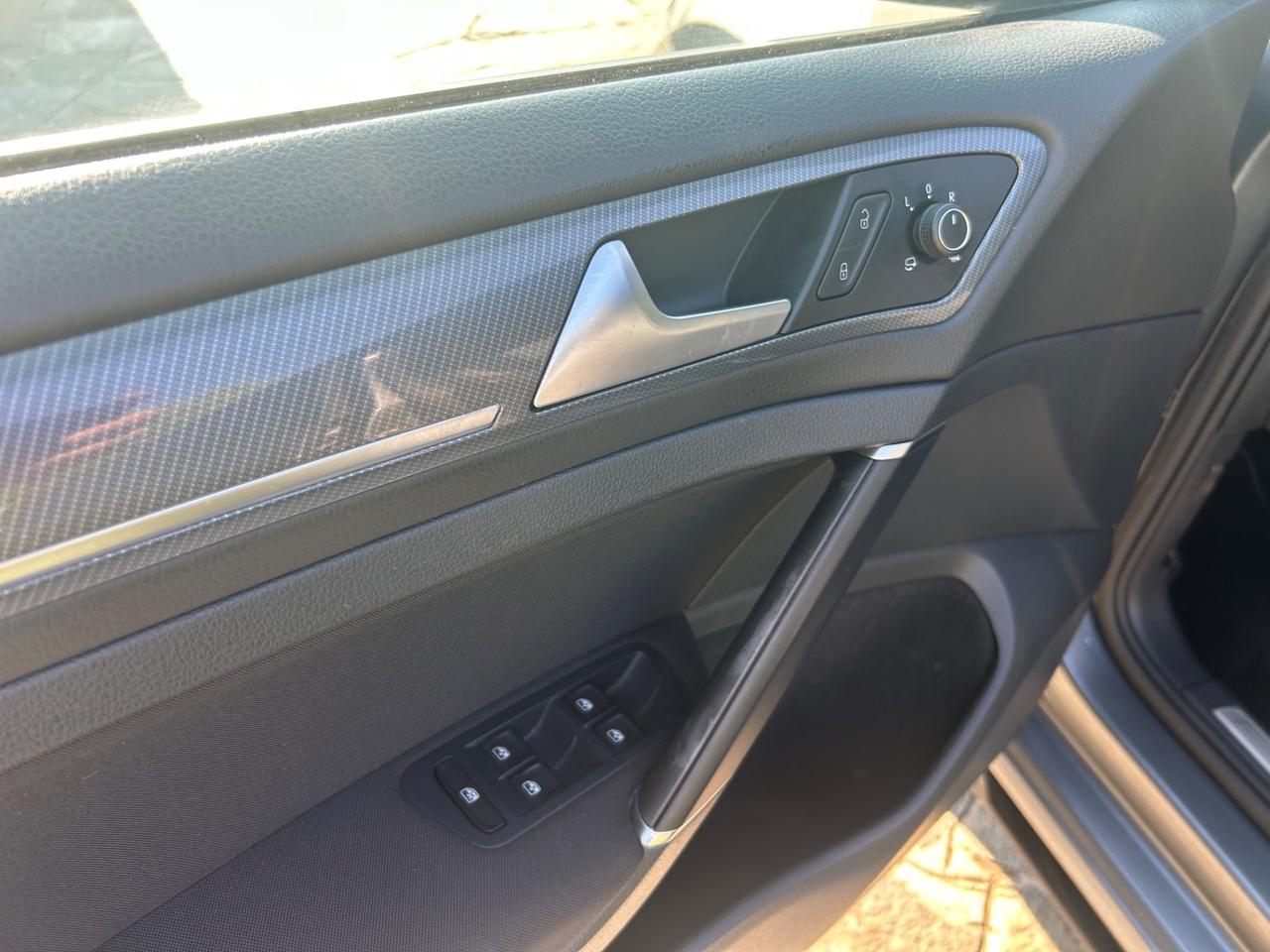 Volkswagen Golf 1.4 TSI 125 CV DSG R Line BlueMotion Tech.