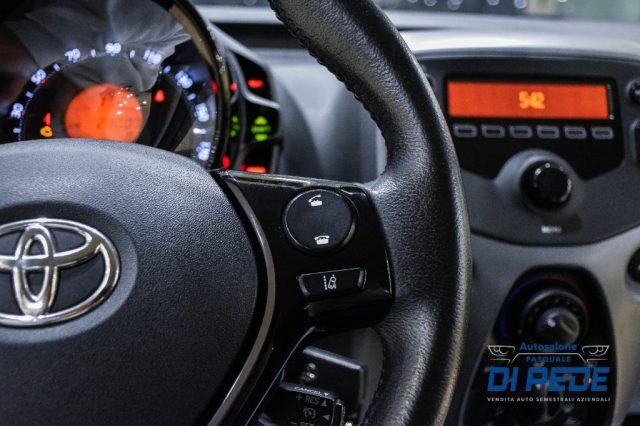 TOYOTA Aygo Connect 1.0 VVT-i 72CV 5 porte x-cool