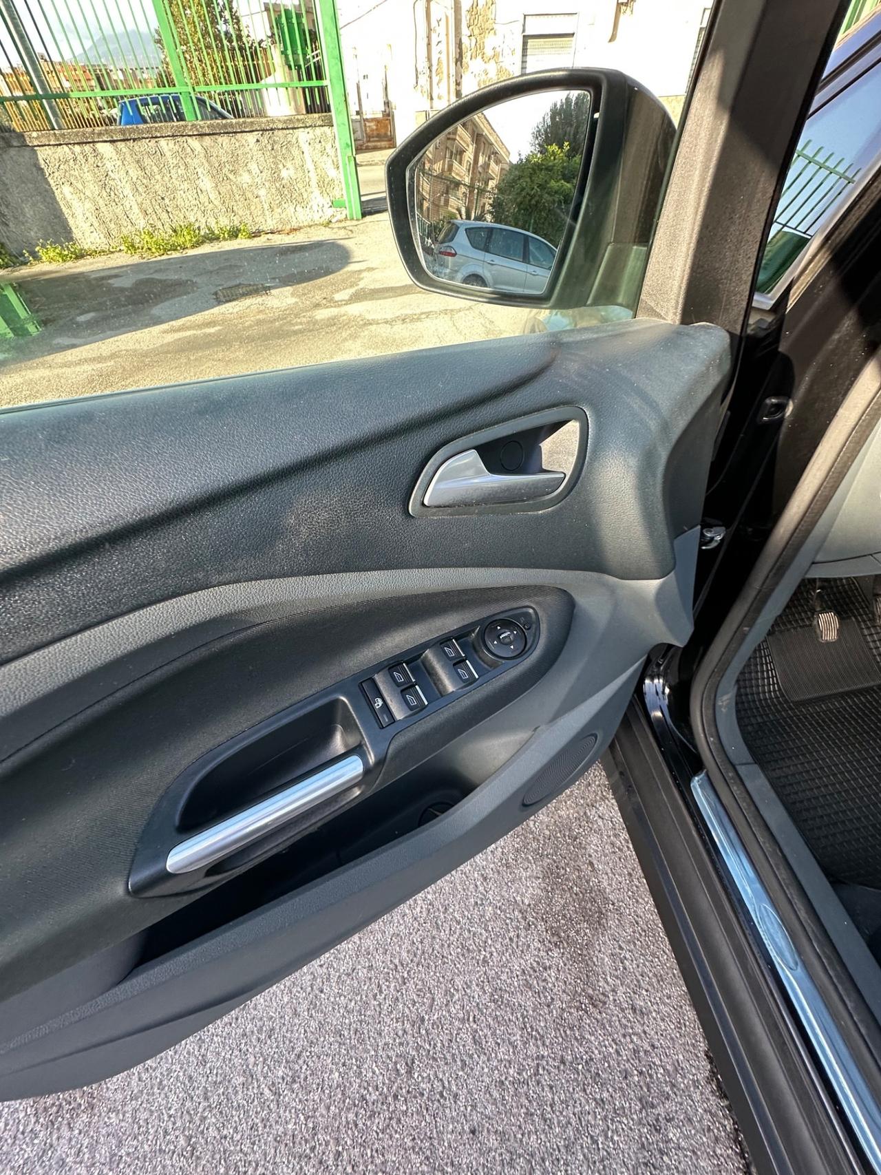 Ford C-Max 1.6 TDCi 115CV Titanium