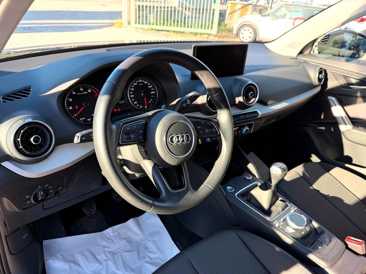 Audi Q2 30 TDI S tronic Business Advanced