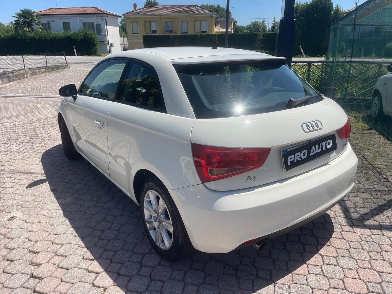 Audi A1 1.2 TFSI Ambition NEOPATENTATI