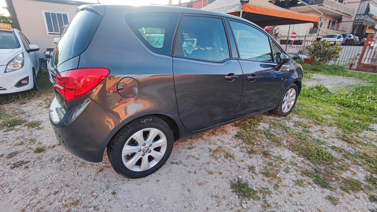 Opel Meriva 1.4 Benz 2013
