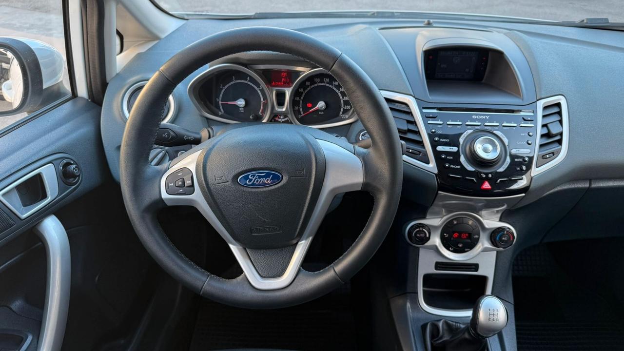 FORD FIESTA 1.4 TITANIUM 5 PORTE GPL 2012
