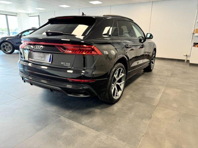 AUDI Q8 50 TDI Tetto Apribile S line STRAFULL Sport 4x4