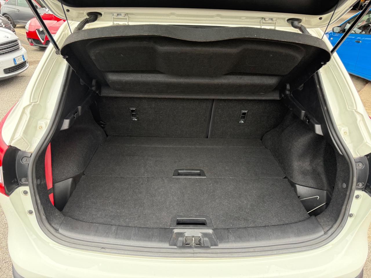 Qashqai 1.5 dCi Tekna( 50 mila km ) -unìpro-rate-E6