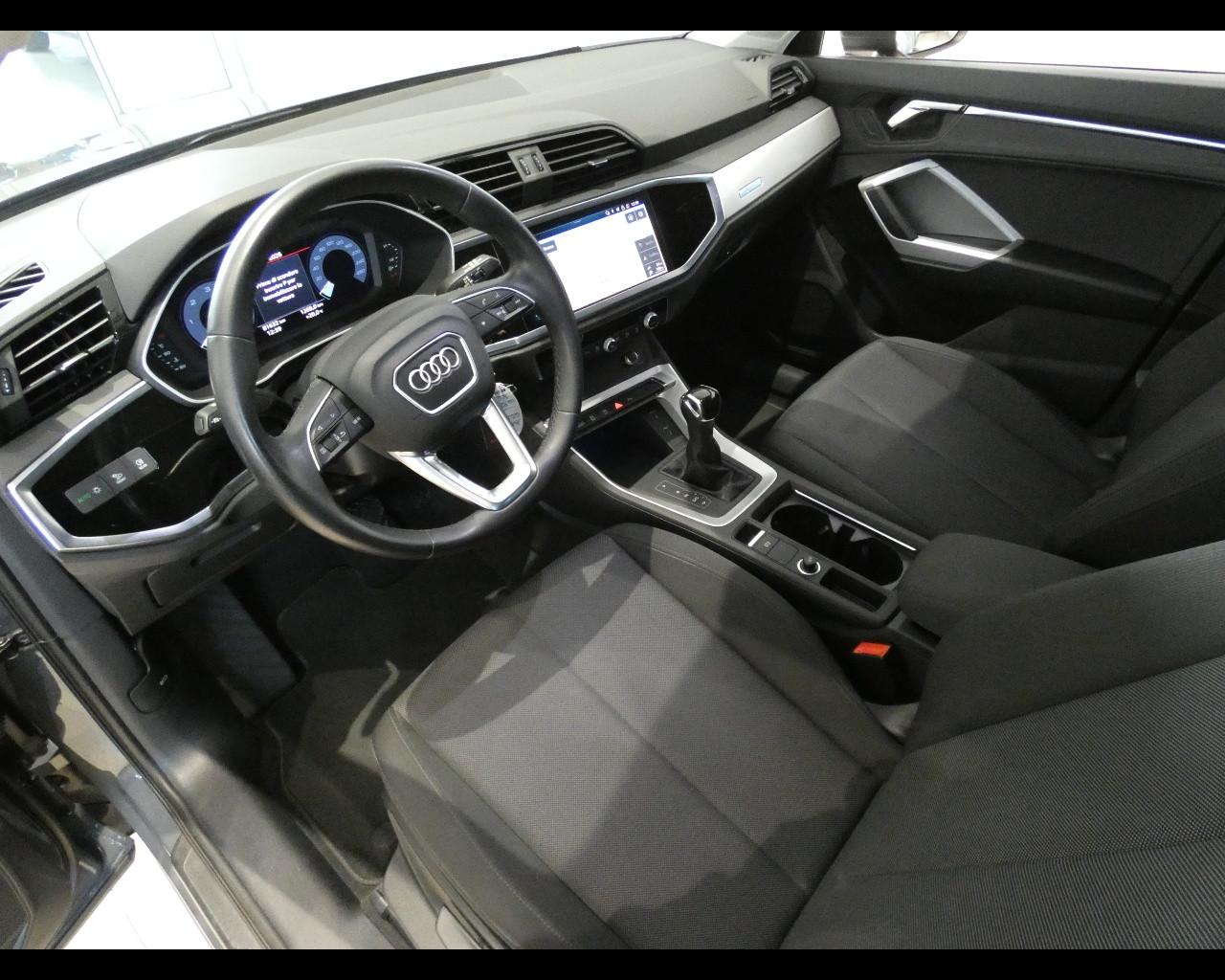 AUDI Q3 2ª serie - Q3 SPB 35 TDI S tronic Business Plus