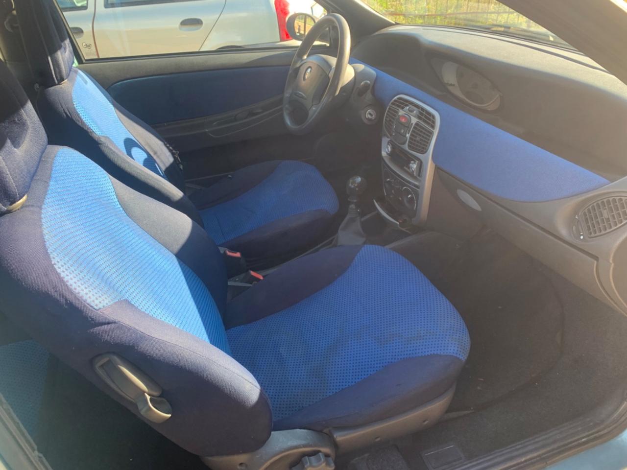 Lancia Y 1.2i NEOPATENTATI