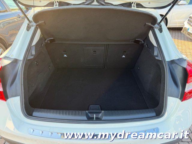 MERCEDES-BENZ GLA 180 d Automatic Sport