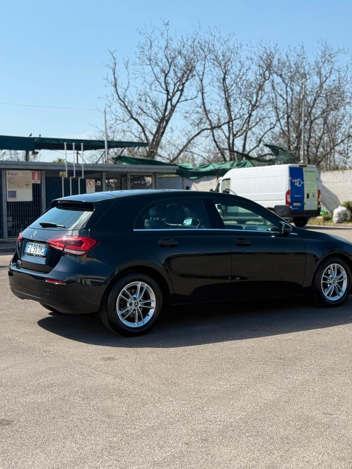 Mercedes-benz A 180 d Executive IVA ESPOSTA