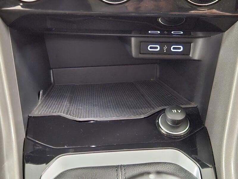 Volkswagen T-Roc 1.0 tsi Style 110cv