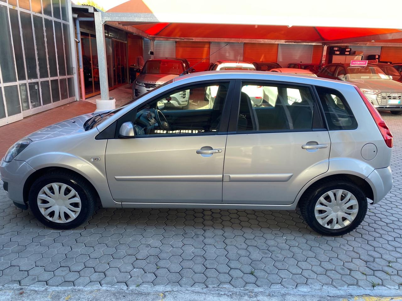 Ford Fiesta ADATTA A NEOPATENTATI 1.2 16V 5p.