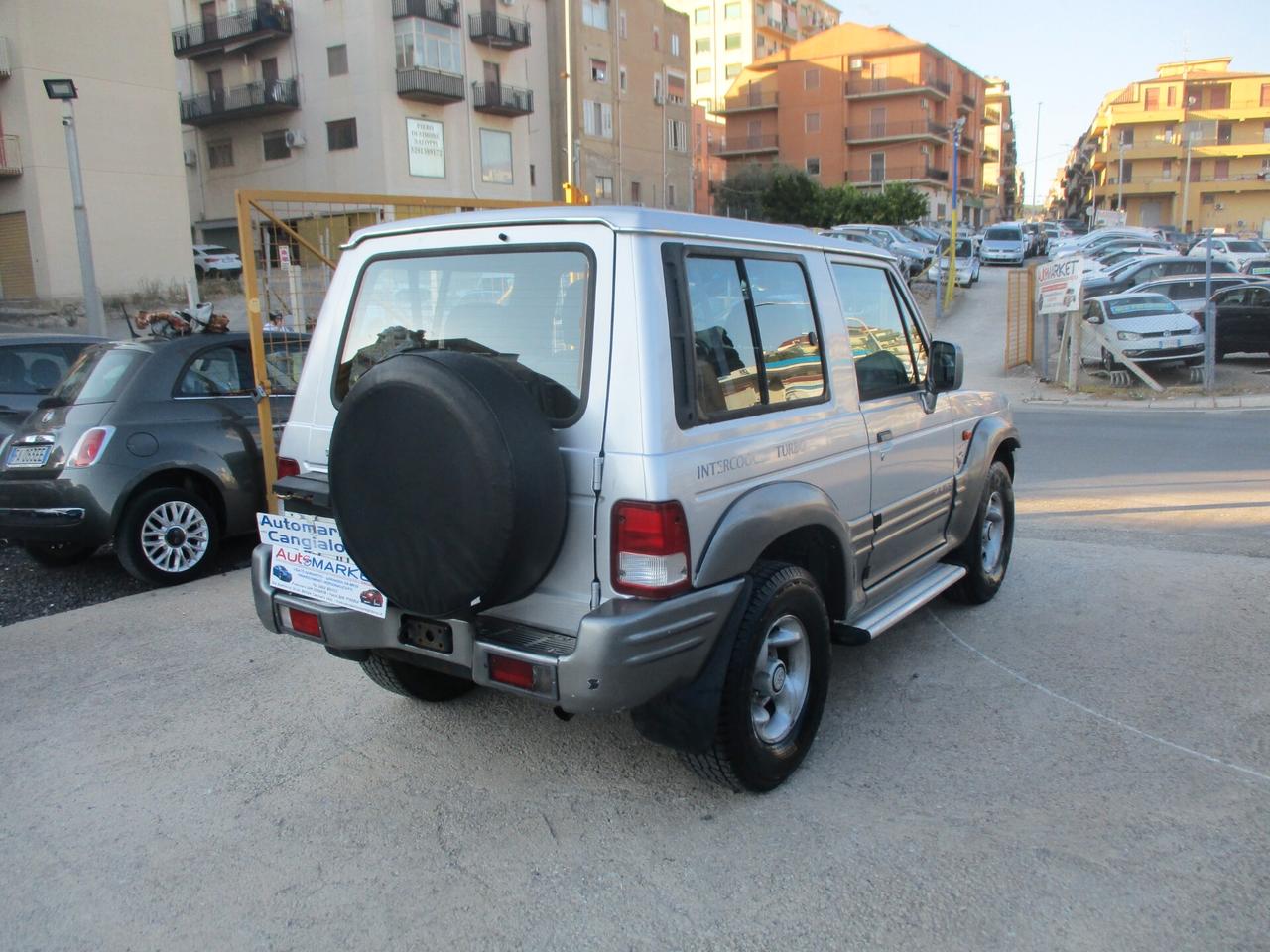 Hyundai Galloper 2.5 TDI Corto
