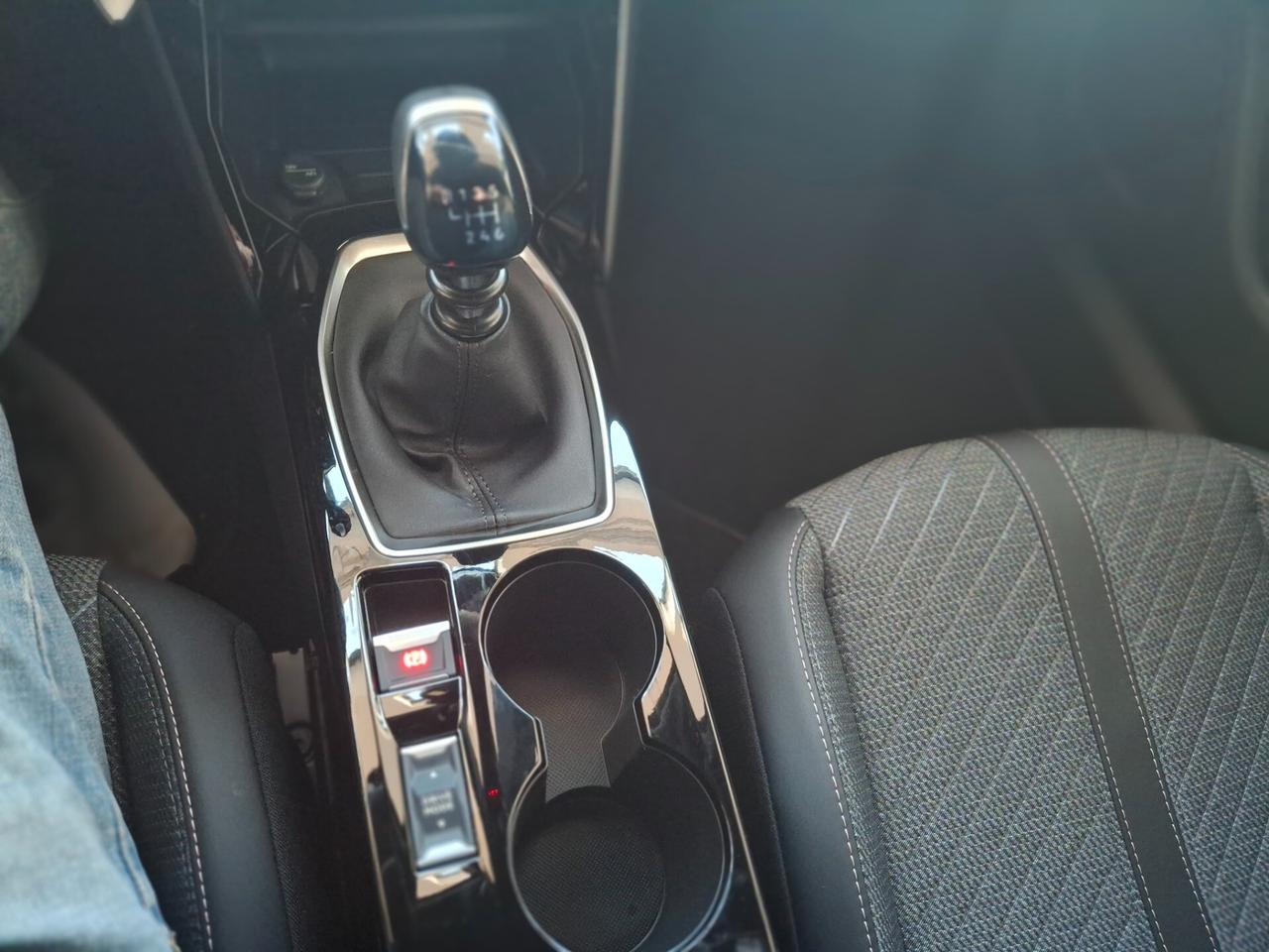 Peugeot 2008 1.2 Turbo Edition