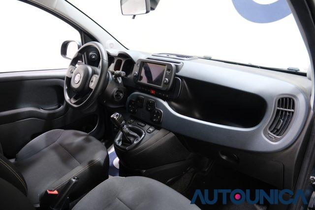 FIAT Panda 1.0 FIREFLY S&S HYBRID GARMIN NEOPATENTATI