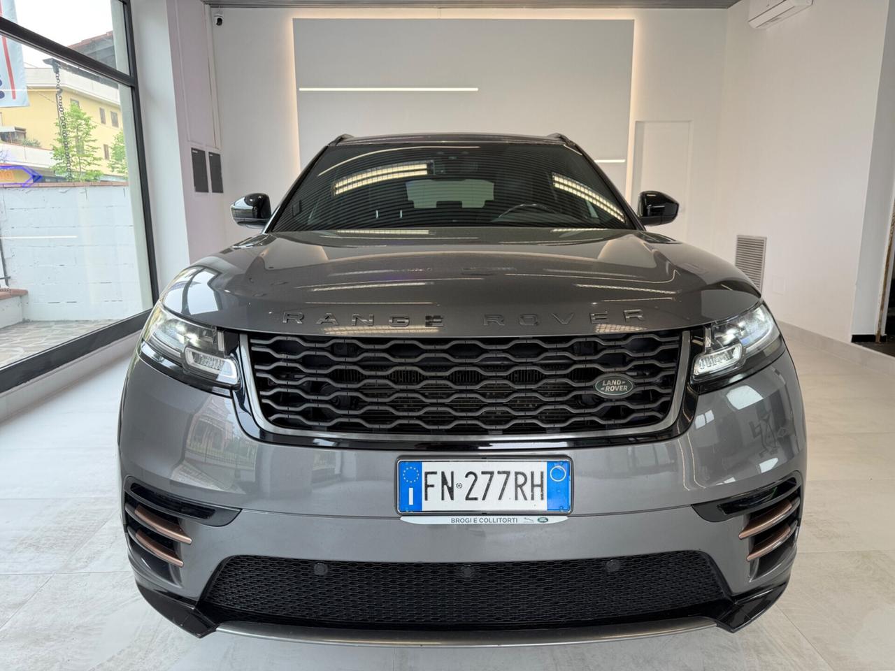 Range Rover Velar 2.0D I4 240 CV R-Dynamic HSE