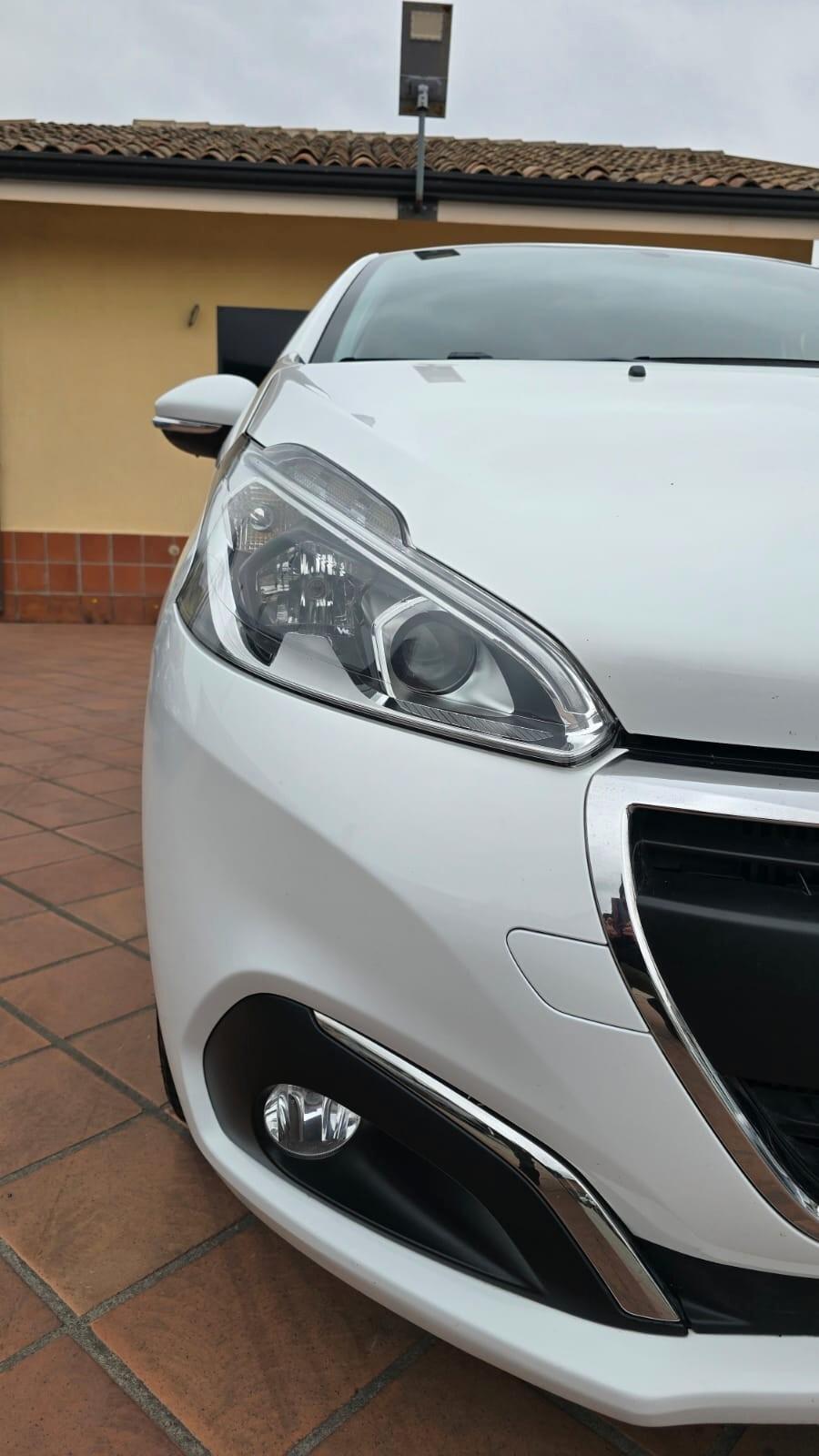 Peugeot 208 BlueHDi 75 S&S 5 porte Active