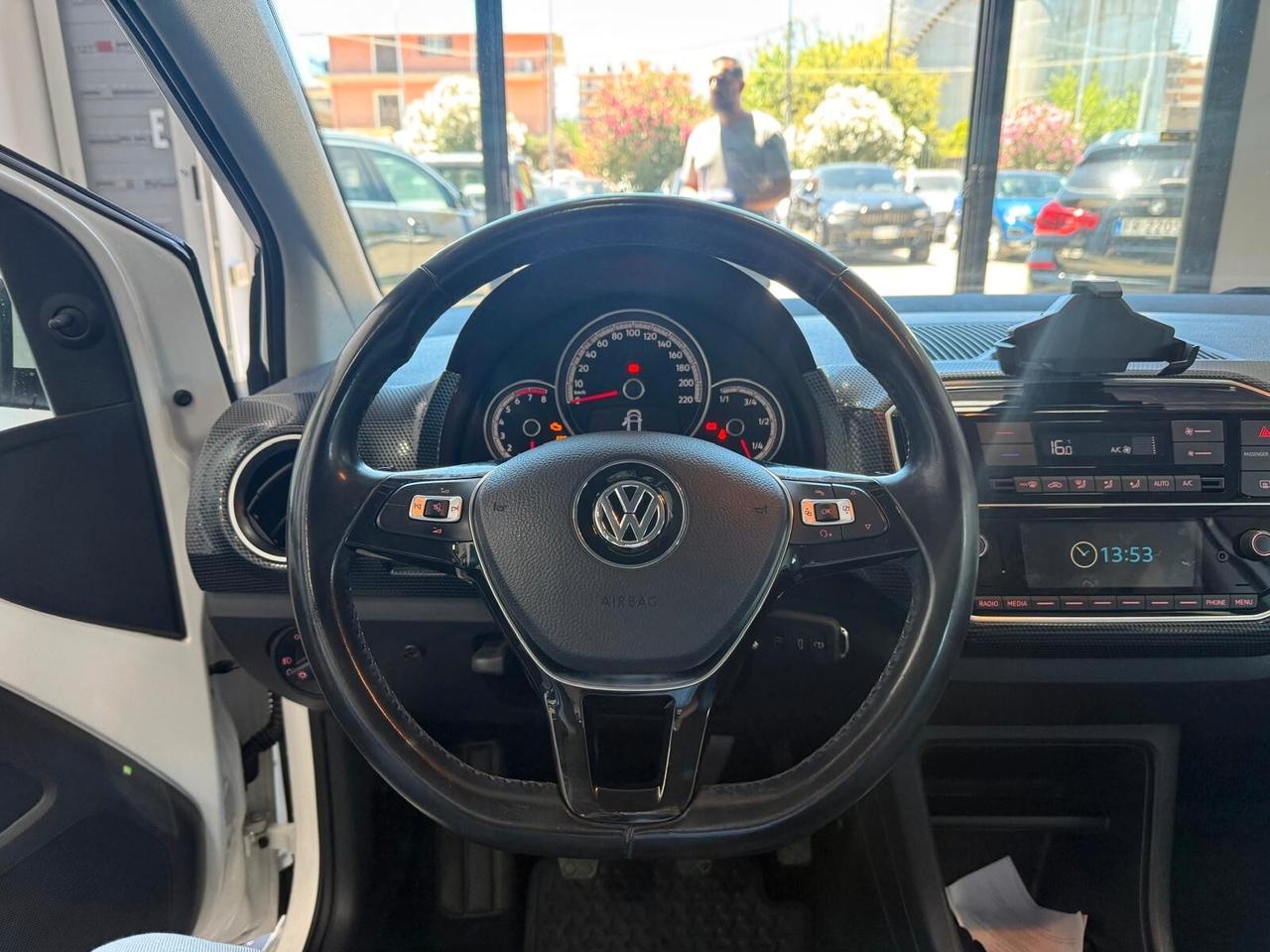 Volkswagen up! 1.0 75 CV 5p. move