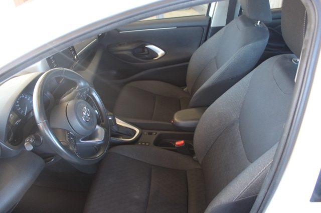 TOYOTA Yaris 1.5 Hybrid 5 porte Active