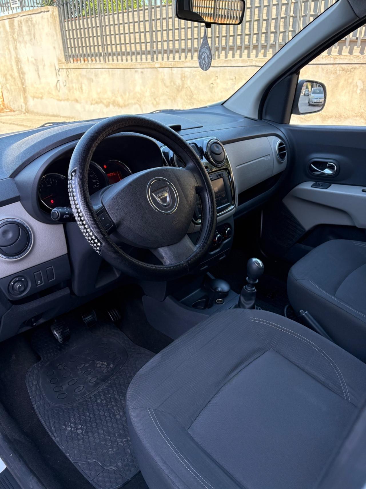 Dacia Lodgy 1.5 dCi 110CV 7 posti navigatore