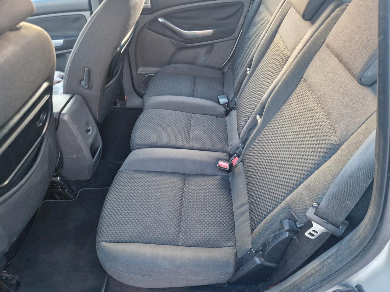 Ford C-Max 2.0 145cv GPL Titanium