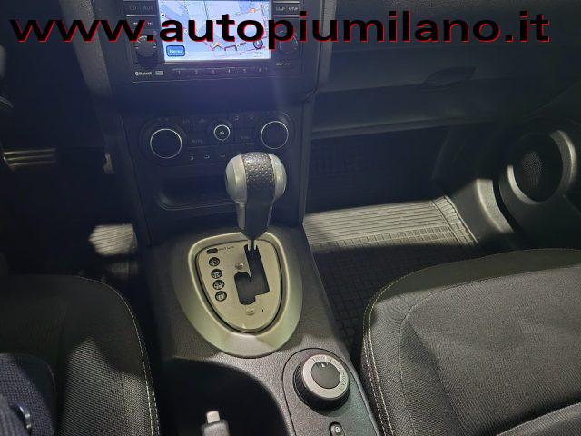 NISSAN Qashqai 2.0 dCi DPF 4WD aut. n-tec