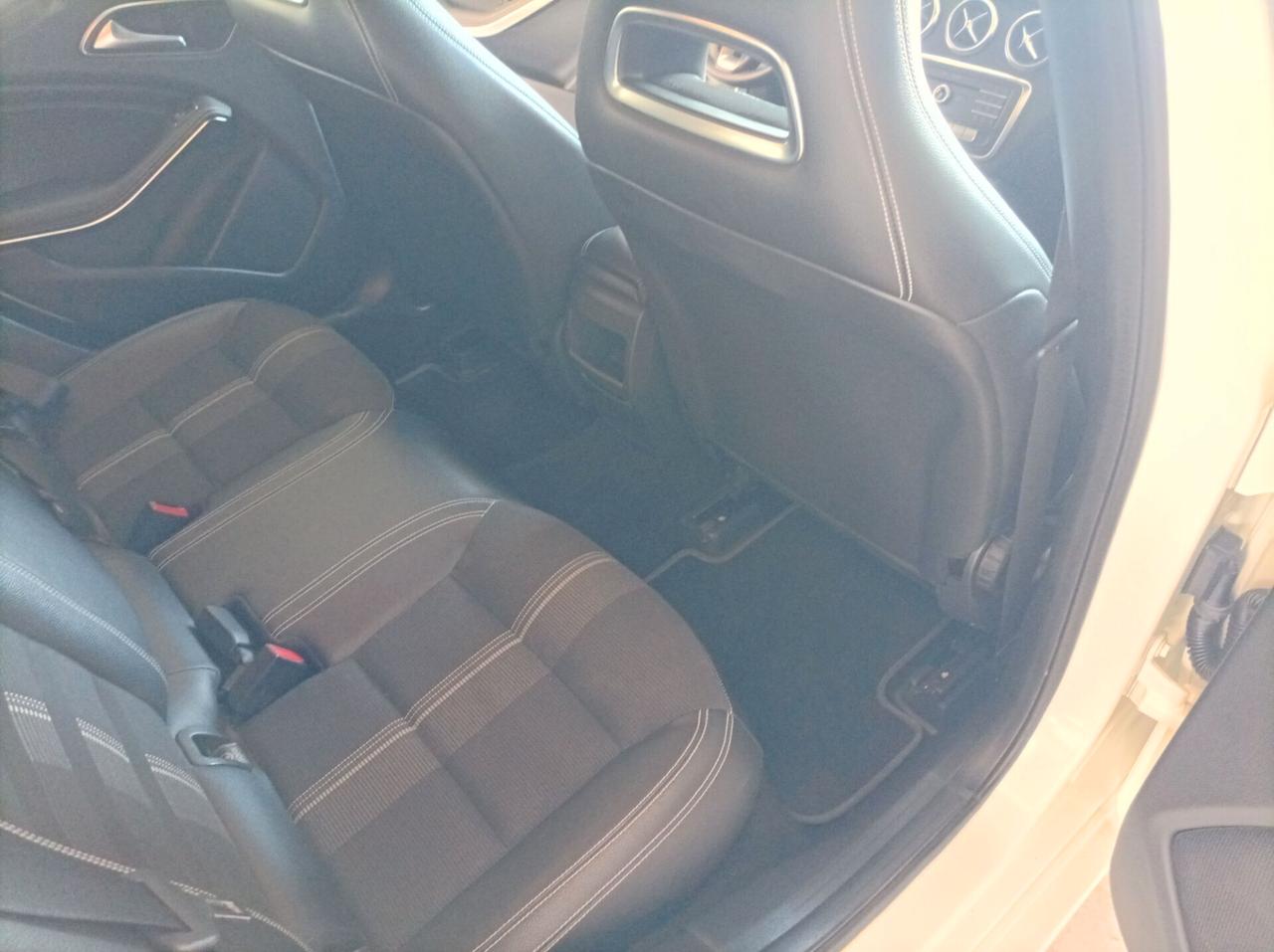 Mercedes-benz A 180 d CV 109 Sport 03/2018
