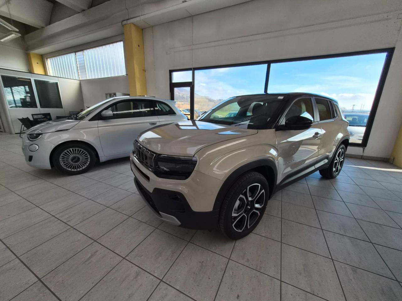 Jeep Avenger 1.2 Turbo 100 CV Summit